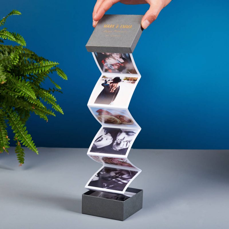 Pop Up Photo Box